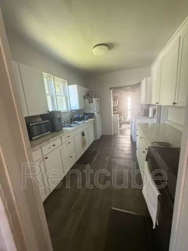 Main picture of 232 Cardiff St