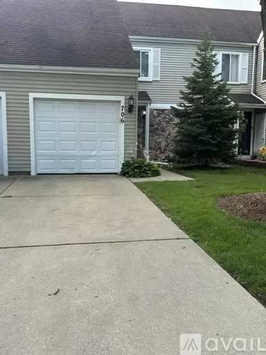 Main picture of 706 Weymouth Cir