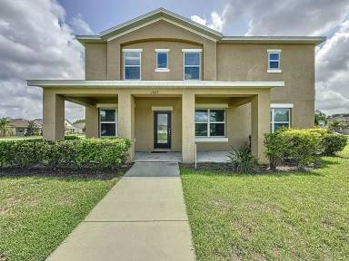 Main picture of 2669 Trafalgar Blvd