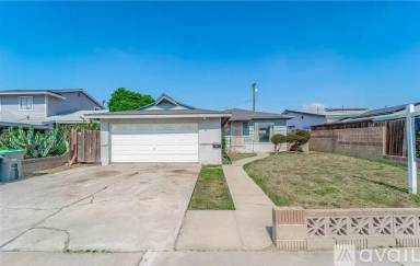 Main picture of 21826 Caroldale Ave