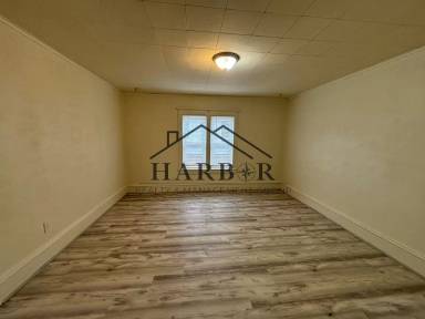 Main picture of 1111 4th St NW