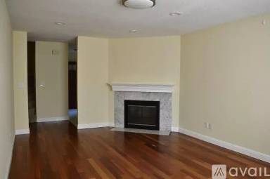 Main picture of 8380 Locust Pl N