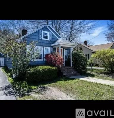 Main picture of 628 Broadway
