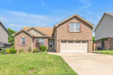 Main picture of 1992 General Neyland Dr
