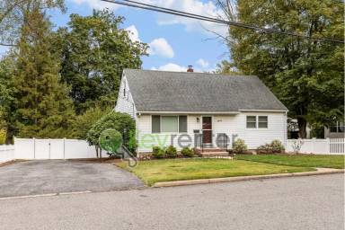 Main picture of 59 Dawn Ave