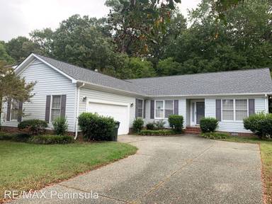 Main picture of 301 Gardenville Dr