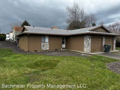 Main picture of 1940 SW Quinney Ave