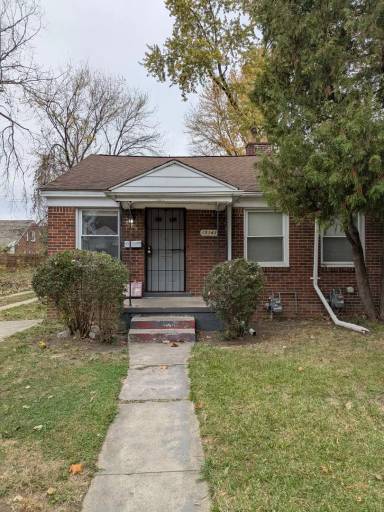 Main picture of 15143 Evergreen Rd