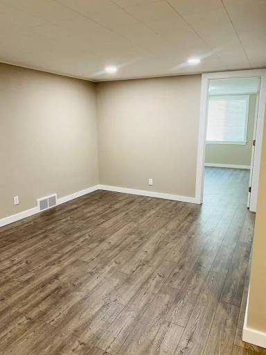 Main picture of 2215 W Decatur Ave