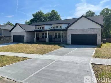 Main picture of 1290 James Rd