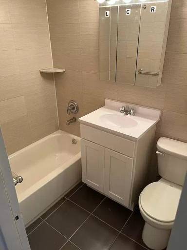 Main picture of 3332 Nostrand Ave