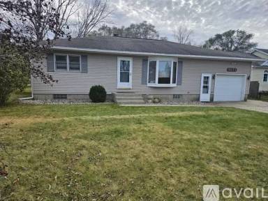 Main picture of 3271 Star Ave