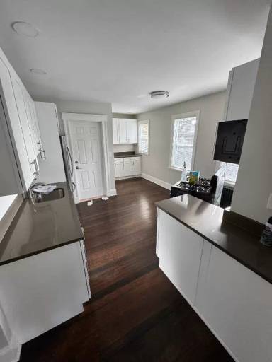Main picture of 146 Avon St