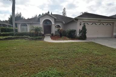 Main picture of 10037 Colonnade Dr