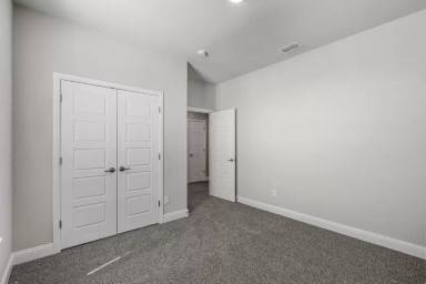 Main picture of 1400 Razorbill Rd
