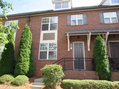 Main picture of 103 Steinbeck Way