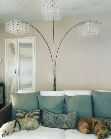 Main picture of 20880 Ventura Blvd