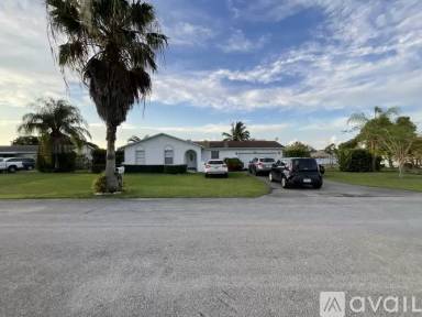 Main picture of 16041 SW 284th St