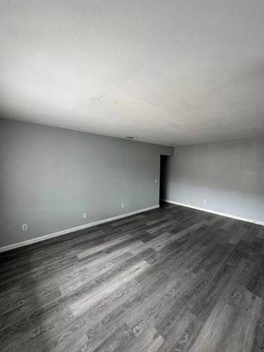 Main picture of 3500 Rainbow Ln