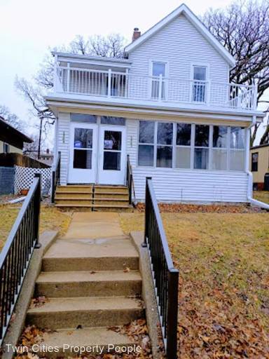 Main picture of 1741 Van Buren Ave