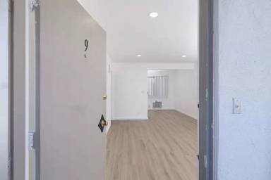 Main picture of 346 N Louise St