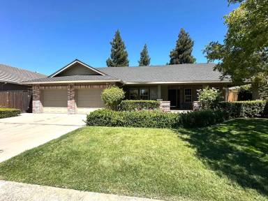 Main picture of 3450 Saralou Dr