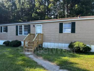 Main picture of 305 Sunshine Dr