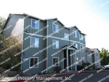 Main picture of 1781 NE 27th Ter