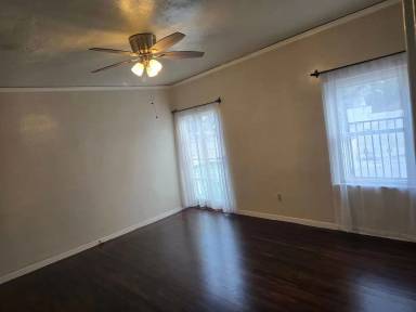 Main picture of 15 Hawthorne Way