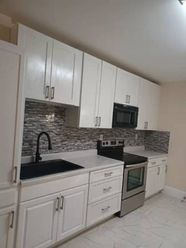Main picture of 10 N Gorman Ave
