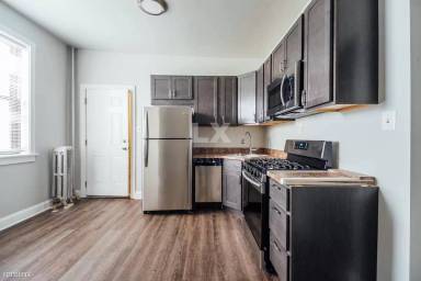 Main picture of 6214 S Dorchester Ave
