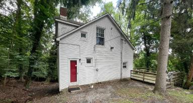 Main picture of 1916 Sulgrave Ave