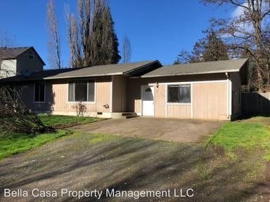 Main picture of 316 NW Willamina Dr