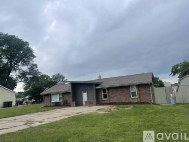 Main picture of 8410 Decatur St