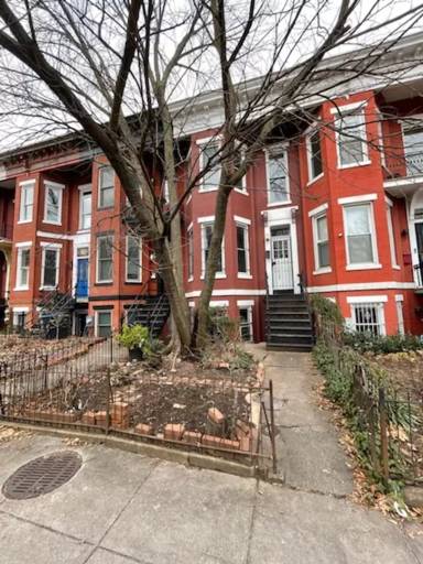 Main picture of 1610 8th St NW