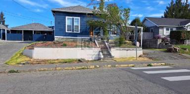 Main picture of 1200 10th Ave SE