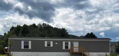 Main picture of 2484 Siam Rd