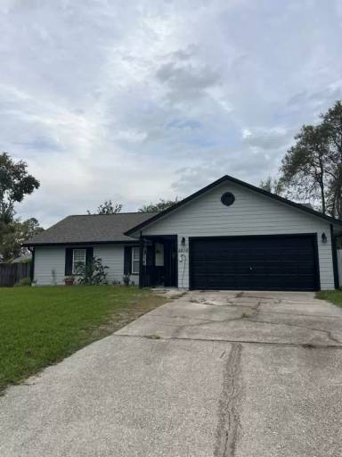 Main picture of 2616 NW 52nd Ave
