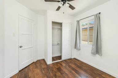 Main picture of 2109 Rockefeller Ln