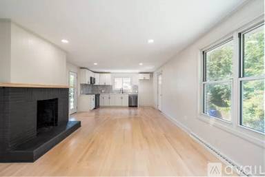 Main picture of 128 Keith Dr