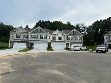 Main picture of 17 Kane Dr