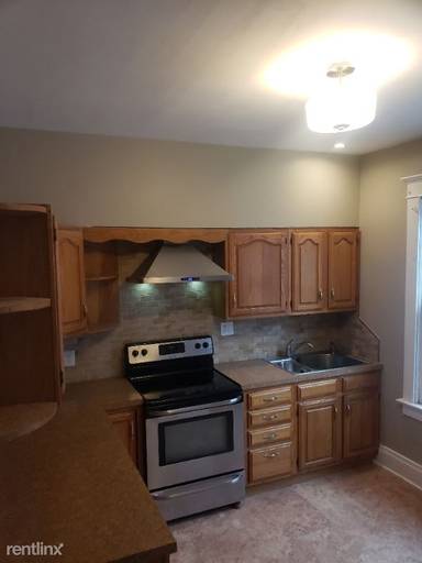 Main picture of 968 Hertel Ave
