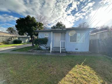 Main picture of 816 Ramona Ave