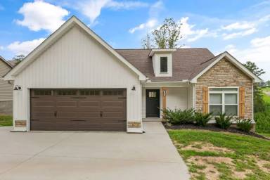 Main picture of 1907 Lakewood Dr