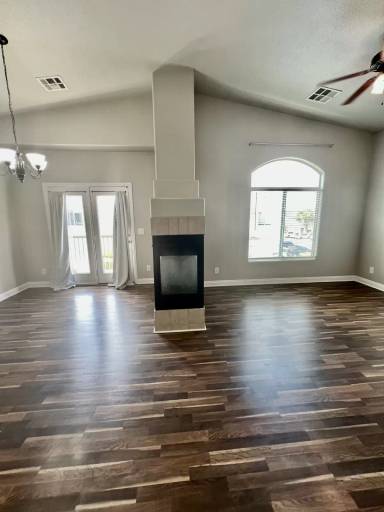 Main picture of 1076 Slate Crossing Ln