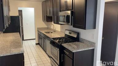 Main picture of 5686 N Elston Ave