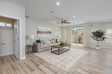 Main picture of 3240 E Pinchot Ave