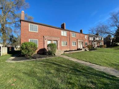 Main picture of 1684 Northwest Blvd