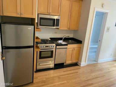 Main picture of 117 W 13th St