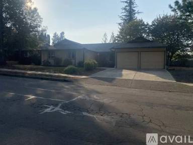 Main picture of 3131 SE Stott Cir